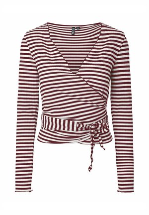 Vrchný diel s dlhými rukávmi, zavinovací, s horizontálnymi bordovými a bielymi pruhmi, výstrihom do V a detailom opasku previazaného v páse.