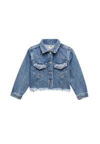 Chaqueta de denim en azul claro, diseño corto con dobladillo deshilachado, dos bolsillos delanteros, adornos de perlas en los bolsillos y cierre de botones.
