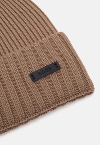 BOSS FATI - Beanie - open beige