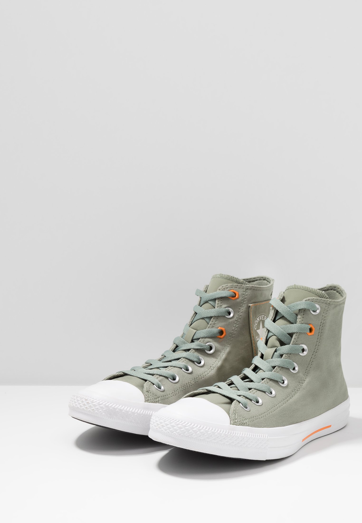 converse chuck taylor all star flight school