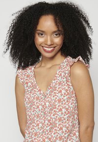 Koroshi Pusero - multicolor /multi-coloured