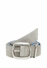 Suede-Gürtel in Hellgrau mit einer rechteckigen silbernen Schnalle, die eine glatte Oberfläche und ein kontrastierendes blaues Innenfutter aufweist.