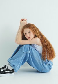 Koton - Jeansy Relaxed Fit