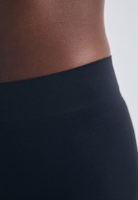 Lindex SEAMLESS BOXER 3 PACK - Shorty - light brown