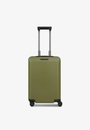 Hartschalenkoffer in olivgrün mit einem ausziehbaren schwarzen Griff, vier schwarzen Rollen und einem Logo auf der Vorderseite. Glatte Textur und rechteckige Form.