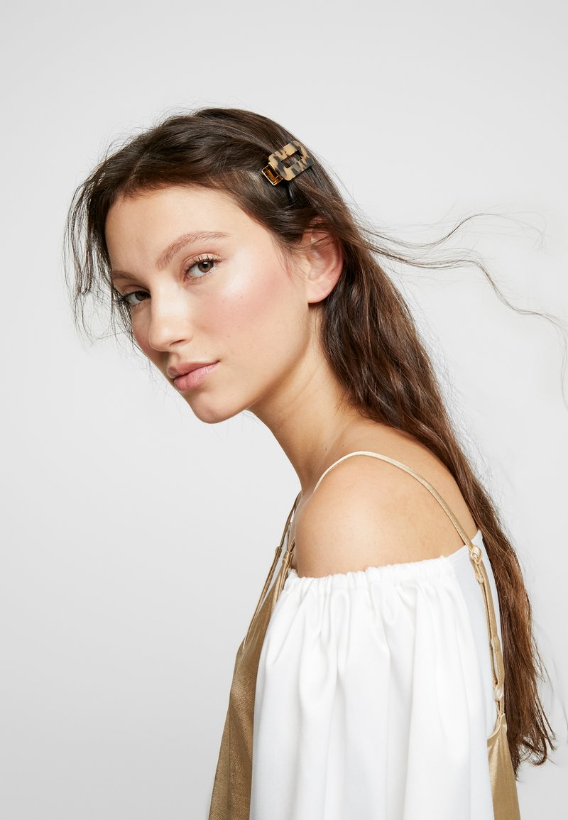 Damen Halsketten | sweet deluxe HAIR ACCESSORY Haar-Styling-Accessoires beige/schwarz/beige - RZ71192 Damen Halsketten | sweet deluxe HAIR ACCESSORY Haar-Styling-Accessoires beige/schwarz/beige - RZ71192