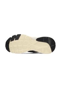 Semelle de chaussure avec un motif de semelle en caoutchouc noir et une semelle intermédiaire blanc crème. Surface texturée avec des crêtes pour une adhérence optimale.