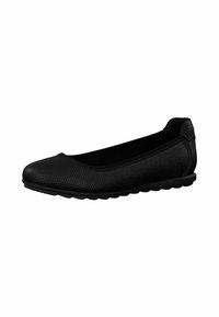 Chaussure plate perforée noire avec un bout arrondi, doublure en tissu doux, détail texturé au talon arrière et semelle en caoutchouc flexible.