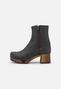 HELLA BLOCK FLEX BOOT - Botine clasice - black