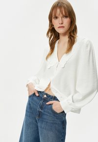 Koton BUTTONED PUFF SLEEVE - Paitapusero - off white