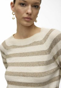 Vero Moda VMDOFFY O NECK - Maglione - birch