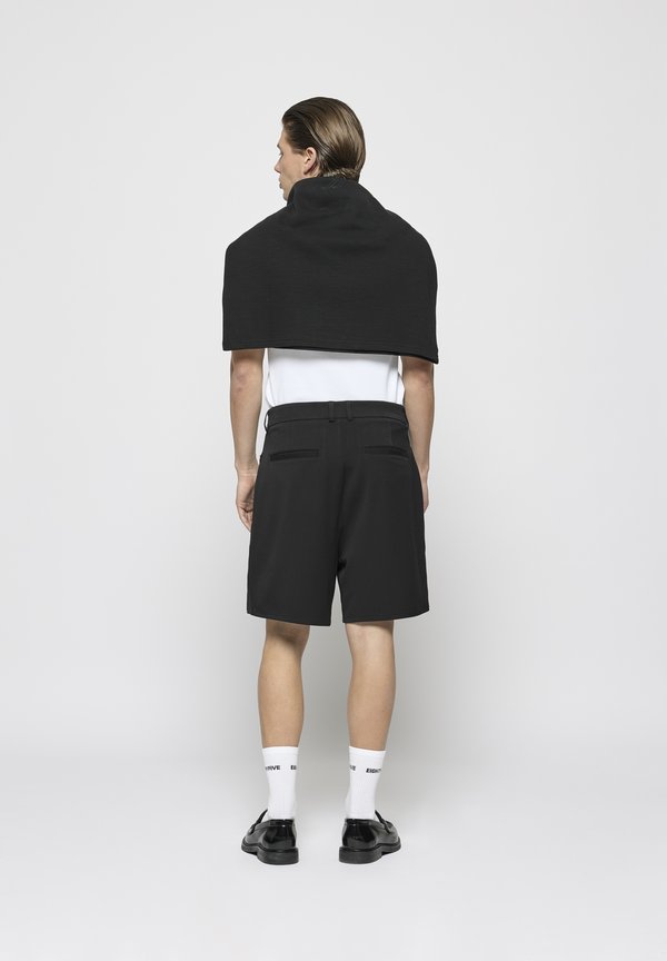 REGULAR TAILORED UNISEX - Shorts2