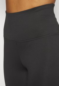 Nike Performance Leggings - black/white
