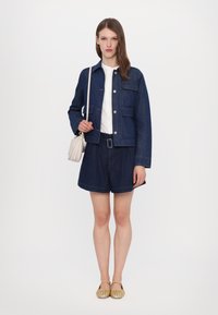 Vanessa Bruno MINI DAILY BAG - Τσάντα χειρός - ivoire