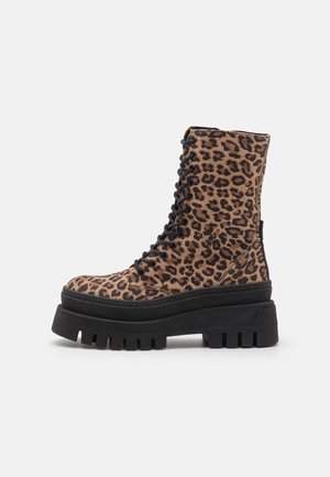 Steve Madden, Bottines à lacets - brown