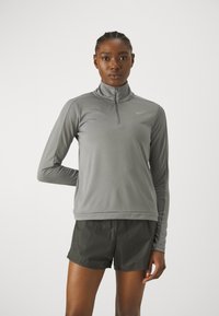 Nike Performance - PACER - Long sleeved top - smoke grey/(reflective silv) Thumbnail Image 1