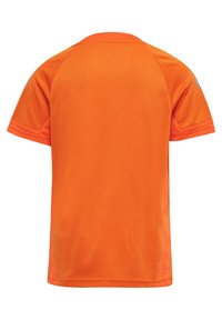 Kortärmad sportskjorta i knallorange, med en ventilerande textur, rund halsringning och subtila meshinserts på axlarna.