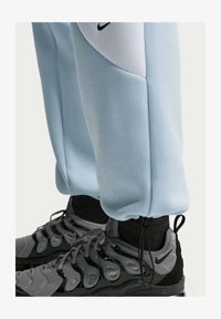 Ikke valgt, light armoury blue football grey black