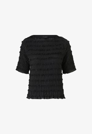 Zwarte blouse met korte mouwen, voorzien van horizontale, gestructureerde ruchestrepen en een ronde hals, gemaakt van lichtgewicht stof.