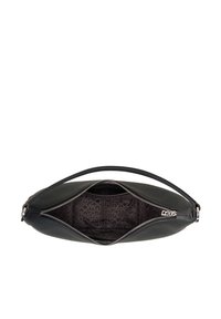 Borsa in pelle nera con un esterno testurizzato, chiusura con zip e un interno scuro a motivo con il nome del marchio in design ripetuto.