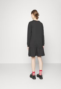 ONLY ONLDREAMER LIFE FLOUNCE - Vestido de dia - phantom