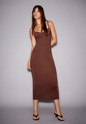 Bershka, DRESS - Etuikjole - dark brown