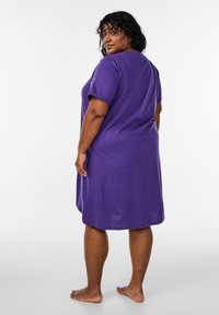 Zizzi Nightie - mulberry p power
