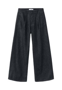Pantalones de mezclilla oscuros de pierna ancha con pliegues, cintura alta y un corte clásico. Presenta un acabado limpio en el dobladillo y detalles de costura mínimos.