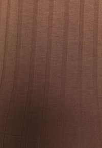Vero Moda Maglietta a manica lunga - brown