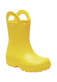 Botte de pluie en caoutchouc jaune avec une surface lisse, un bout arrondi et un motif de semelle prononcé ; équipée de poignées latérales pour un enfilage facile.