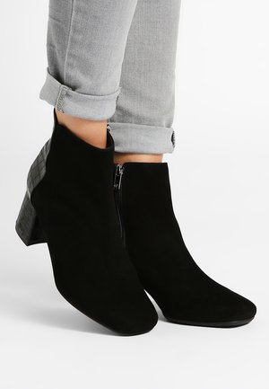Enkelkaarsjes - black