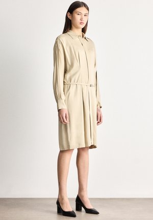 DOLALA - Džersejové šaty - light beige