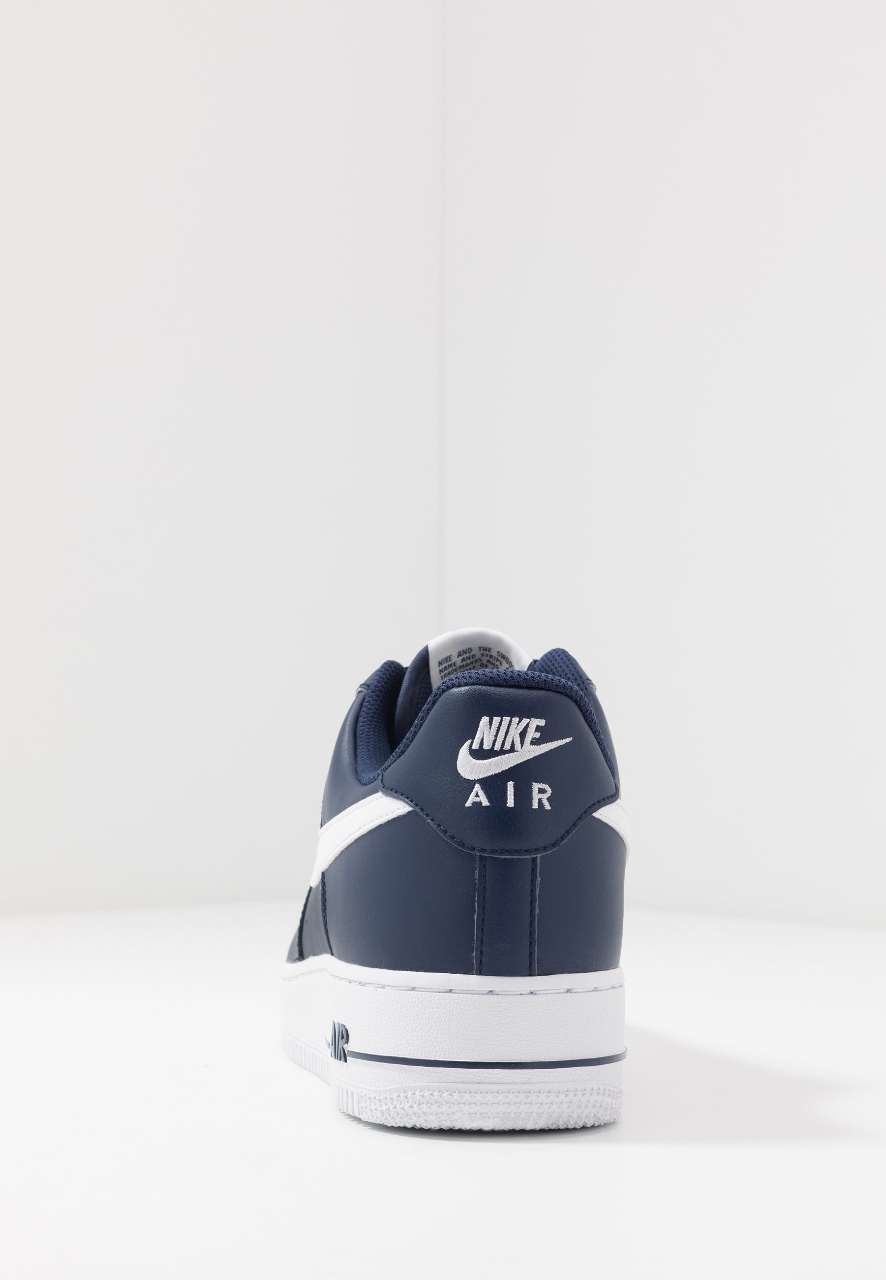 nike air force 1 07 lv8 navy white