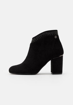 Enkelkaarsjes - black