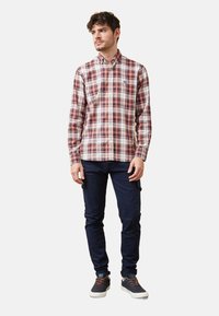 ALTONADOCK CUADROS - Camisa - blanco