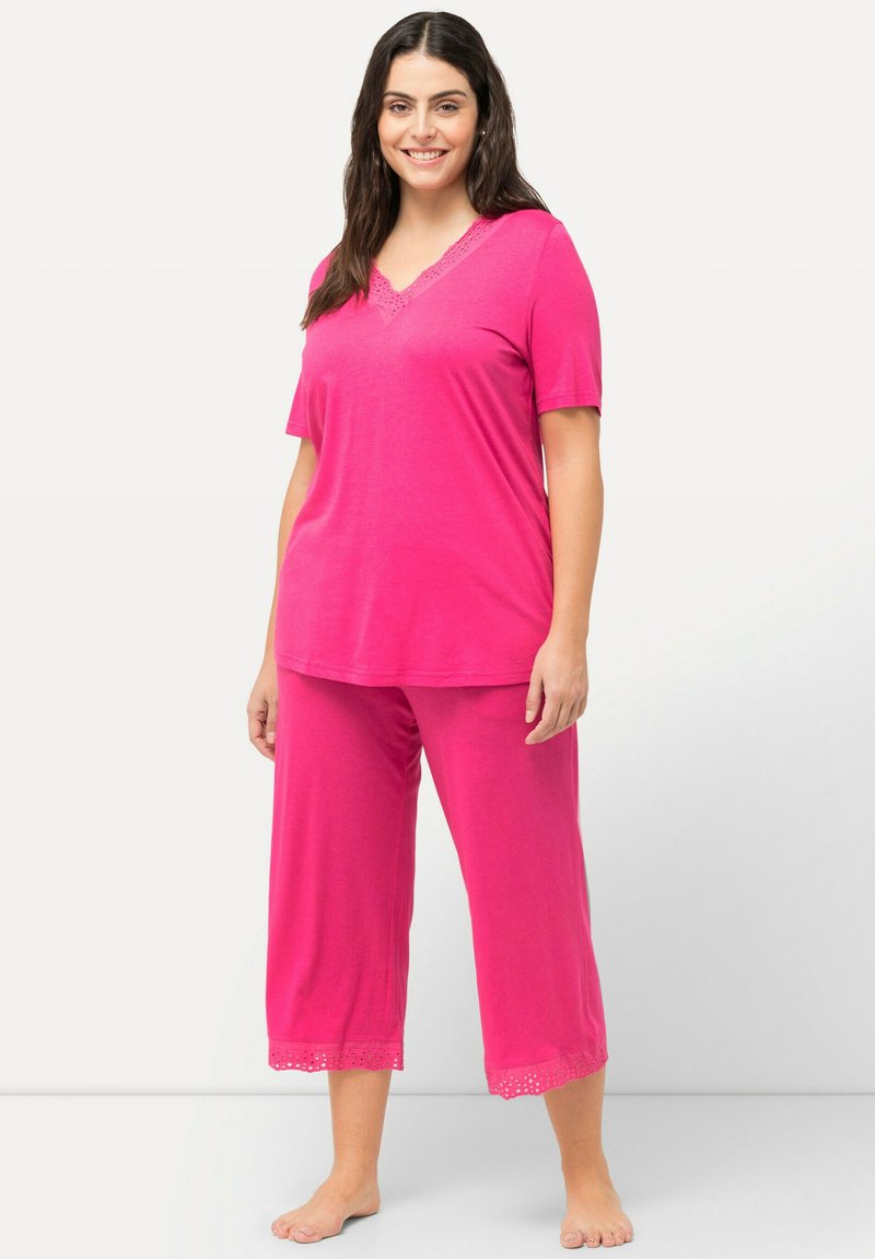 Ulla Popken LOCHSTICKEREI V-AUSSCHNITT HALBARM SET - Pigiama - berry