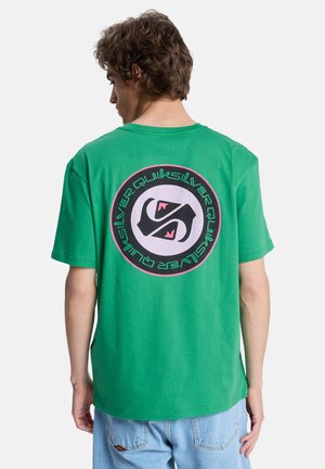 - T-shirt z nadrukiem