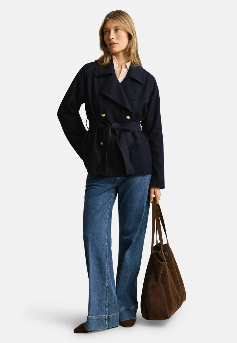 GANT SHORT TRENCH COAT - Lehká bunda - evening blue