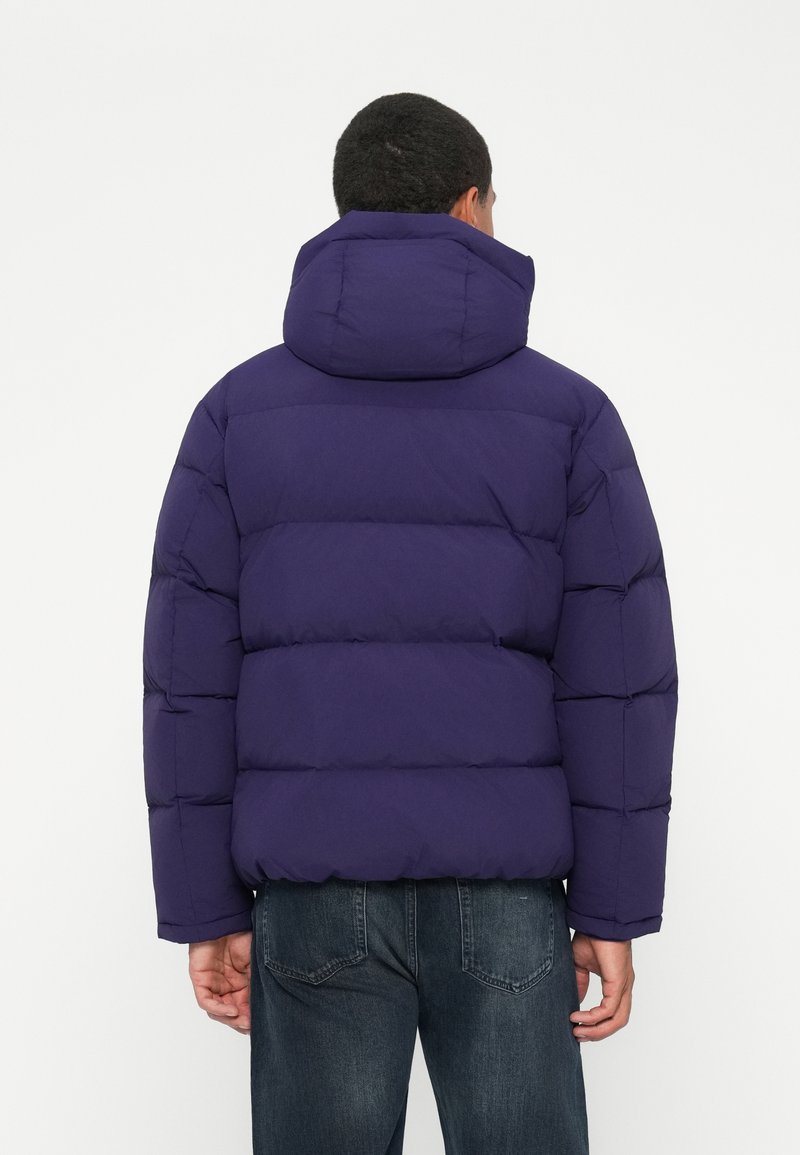 Tommy Jeans HOODED PUFFER - Zimní bunda - nocturnal purple