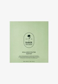 Groene textuurdoos met zwarte tekst en een logo, gemarkeerd "BABOR SOUL & BODY ROUTINE AGATHIST," met productdetails onderaan.