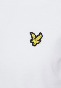 Lyle & Scott Polo - white