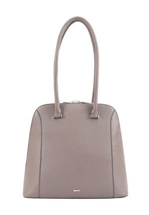 Taupekleurige leren handtas met twee lange handgrepen, minimalistische stiksels en een klein merklogo in goudkleurig metaal nabij het onderste midden.