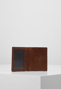 Fossil DERRICK RFID  - Étui pour cartes de visite - brown