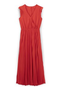 Robe rouge sans manches avec col en V, corsage croisé, taille élastique et jupe longue plissée, étalée à plat sur un fond blanc.
