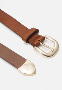 Tommy Hilfiger REFINED  - Klassiske belter - cognac