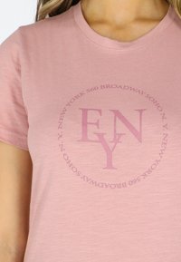 Ellen New York MIAMI TEE  - T-shirt con stampa - blossom pink
