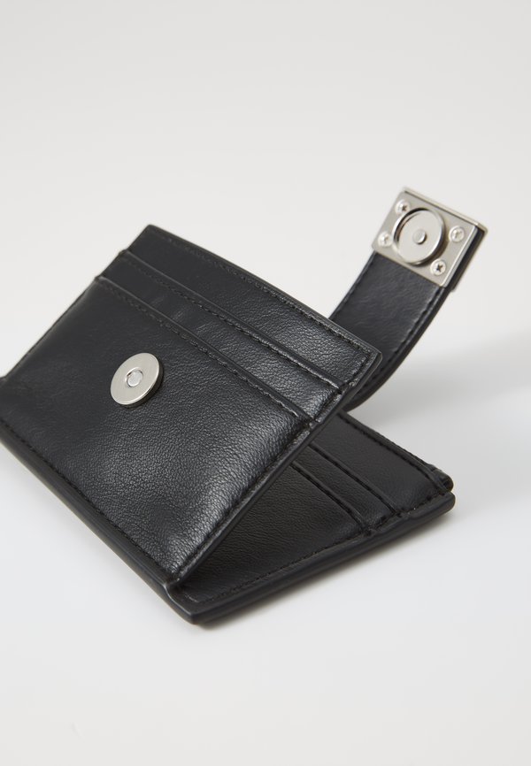 HARDWARE SNAP TOP ZIP CARDHOLDER - Wallet3