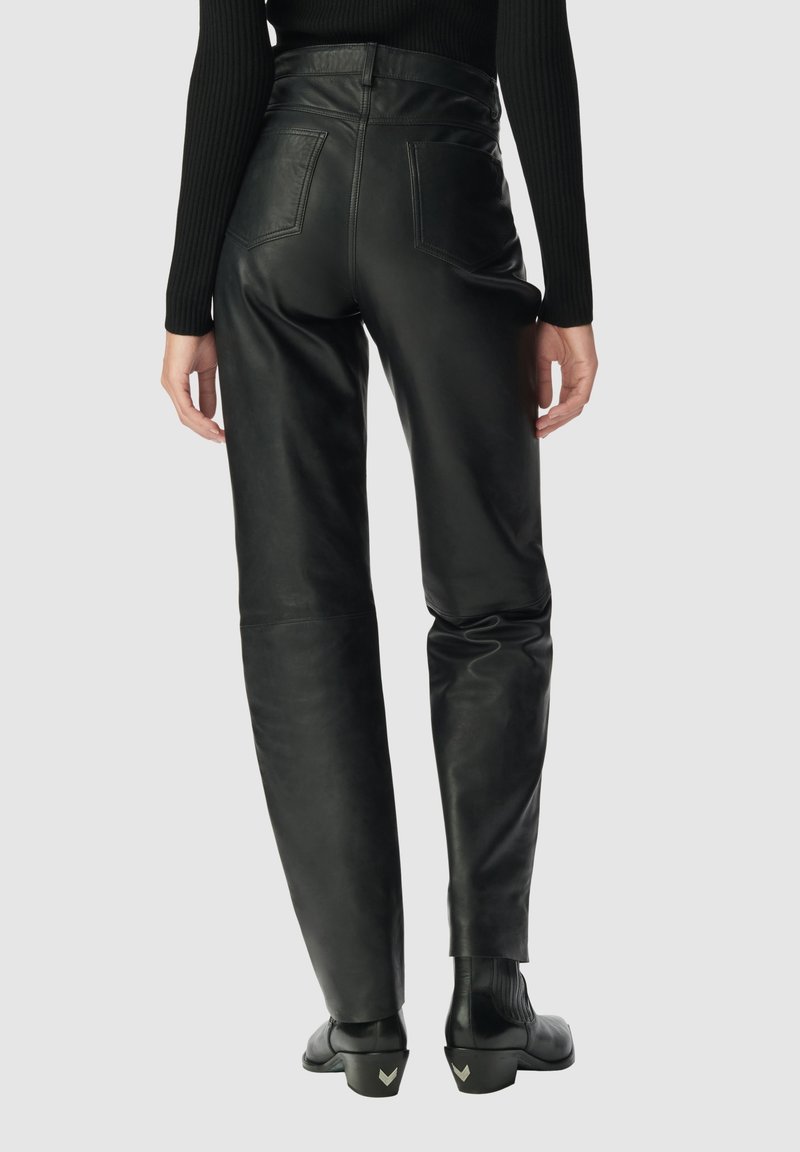 IKKS HIGH-WAISTED COATED Pantalon classique black/noir