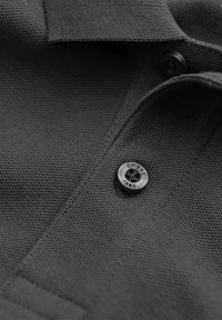 Niewybrane, dark grey