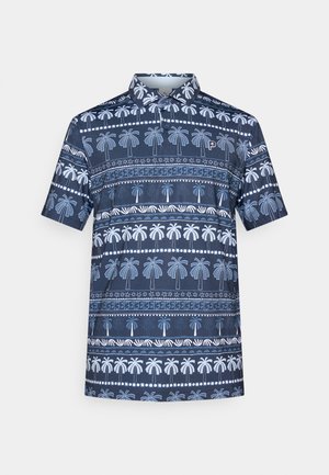 Tengerészkék póló fehér pálmafa mintával, rövid ujjakkal és gallérral. Kiemelkedő részletei közé tartoznak a díszítő vonalak és akcentusok.